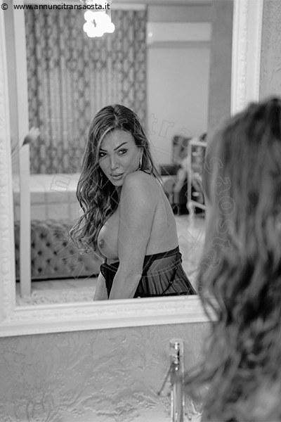 Foto Amanda Lollobrigida  Incontri Transescort Cassino