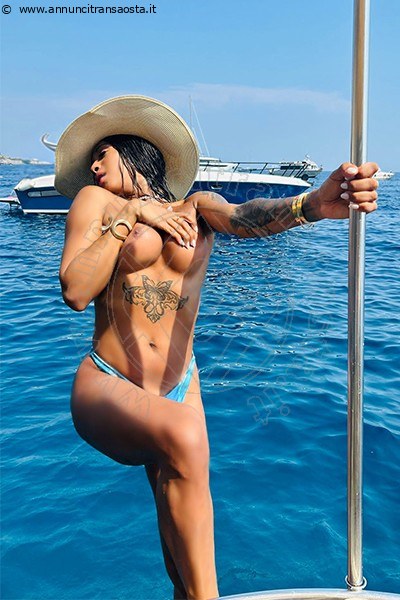 Foto Arianna Ferrari Pornostar  Incontri Transescort Roma